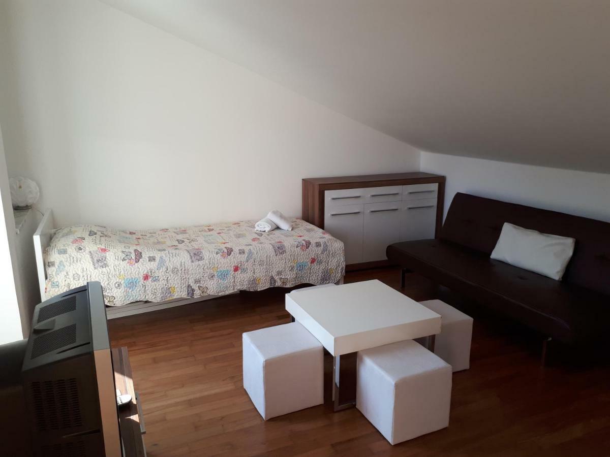 Ruzmarinka 4* Lejlighed Baška Eksteriør billede